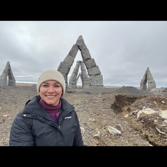 Meet your Posher, Jennifer - Picture 5 of 10